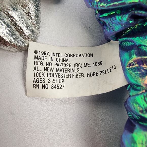 2 Intel Bunny People MMX Pentium II Iridescent Pink & Blue Bean 8" Plush 1997 - Picture 7 of 8